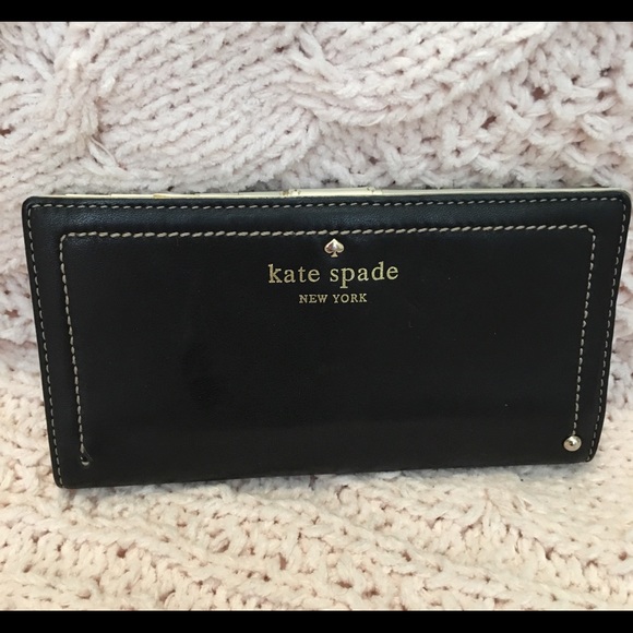 kate spade Handbags - Kate Spade Leather Wallet